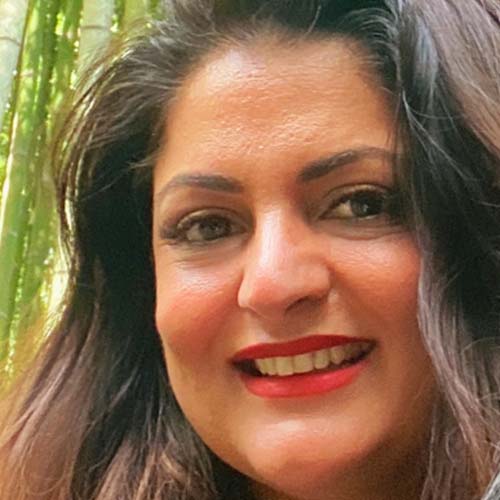 Amira Vazirnia