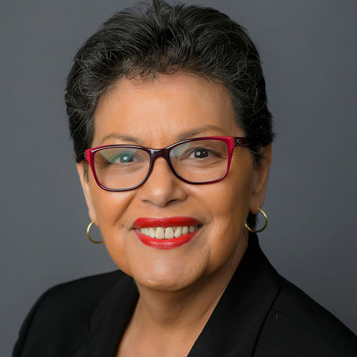 Carmen Ramos